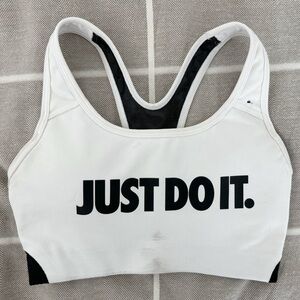 XS white Nike sports bra